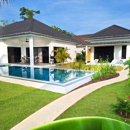 Villa Et Bungalow Baan Joan Khao Lak Eksteriør billede